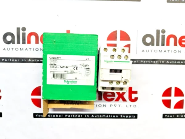 Schneider Electric CAD32P7 control relay 230V 50/60Hz