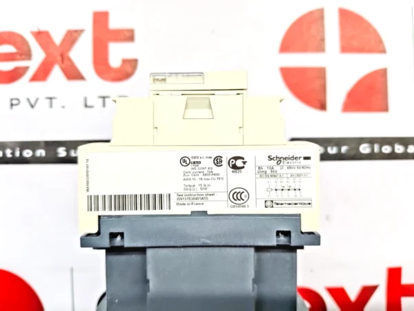 Schneider Electric CAD32P7 control relay 230V 50/60Hz