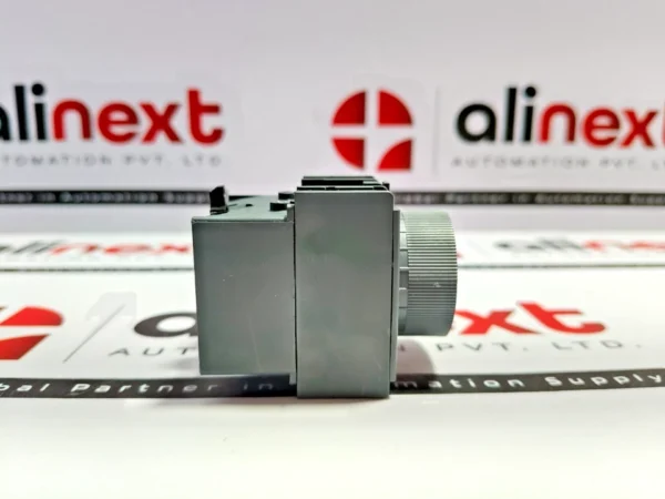 Schneider Electric LADS2 time delay block 1-30s