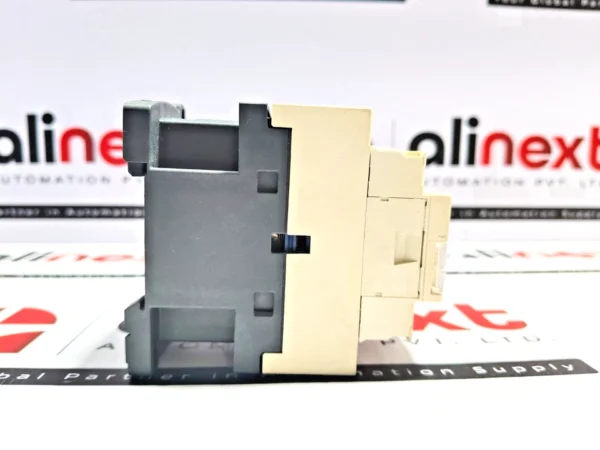 Schneider Electric TeSys CAD50M7 control relay 220V 50/60Hz