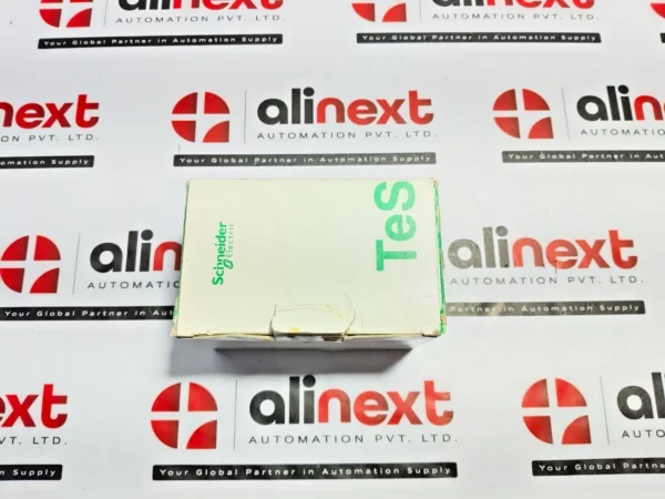 Schneider Electric TeSys GV2MC02 motor circuit breakers(crack)