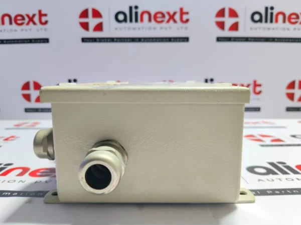 Servoteknikk UGA-809 Addressable Control Unit