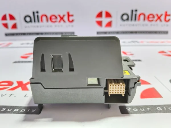 Siemens Simatic dp bus module for the ET 200M distributed 6ES7 195-7HD10-0XA0