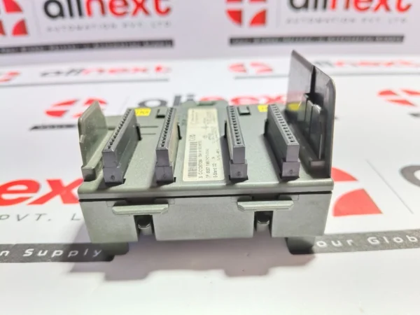 Siemens Simatic dp bus module for the ET 200M distributed 6ES7 195-7HD10-0XA0