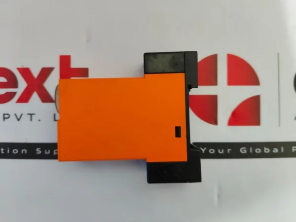 Syrelec BAS 31.83.64.44 Time Delay Relay