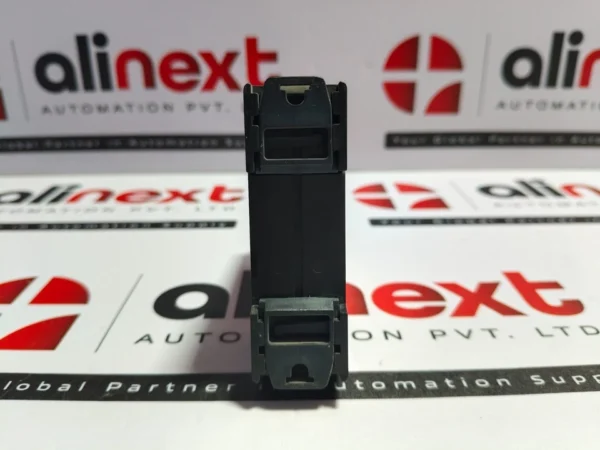 Syrelec BAS 31.83.64.44 Time Delay Relay