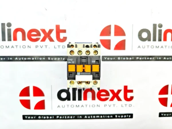 Telemecanique CA2 DN22 control relay 220V 50/60Hz