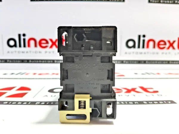 Telemecanique CA2 DN40 control relay 220V 60Hz