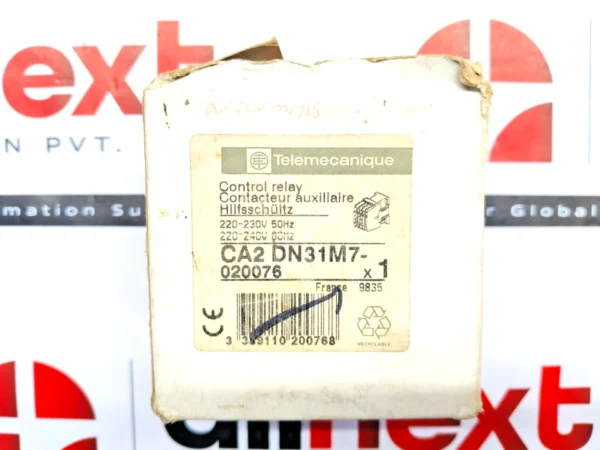  Telemecanique CA2DN31M7 control relay 220-240V 50/60Hz