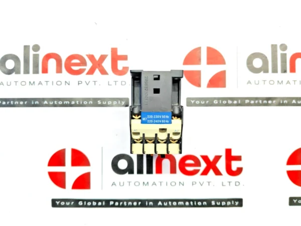  Telemecanique CA2DN31M7 control relay 220-240V 50/60Hz