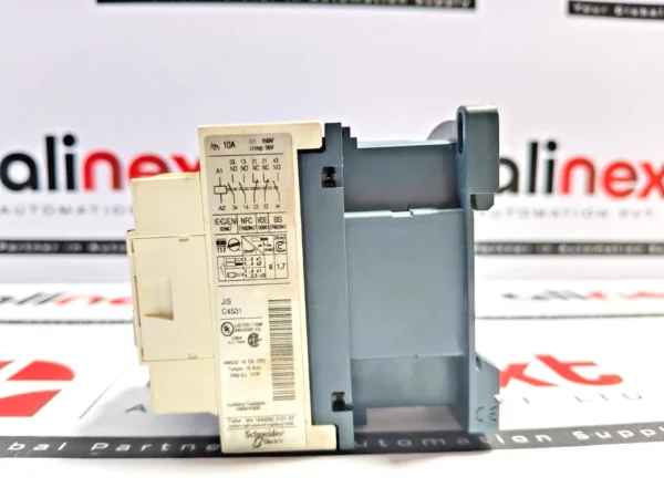 Telemecanique CAD32P7 control relay 230V 50/60Hz