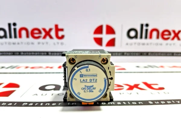 Telemecanique  LADT2 time delay auxiliary contact 0.1 to 30 sec LA2DT2 (crack)