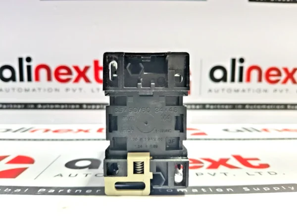 Telemecanique LC1 control relay 220-240V 50/60Hz