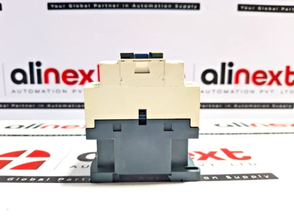 Telemecanique TeSys CAD32 control relay 230V 50/60Hz