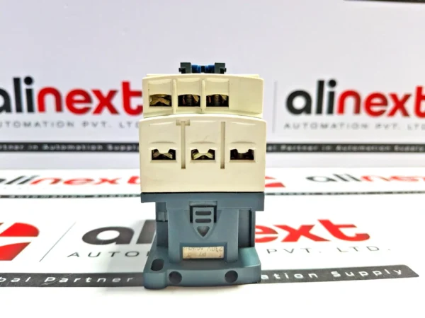 Telemecanique TeSys CAD32 control relay 230V 50/60Hz