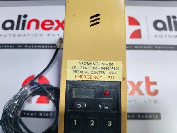 Vintage Ericsson Desktop Telephone Handsfree Type R3C CODE DEE 401 10/141