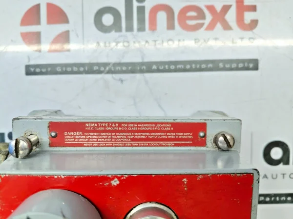 Allen-Bradley 800H-NP33 enclosure cover 800H-1HZX7/800H-2HAD10R7