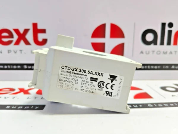 Carlo Gavazzi CTD-2X.300.5A solid core current transformer