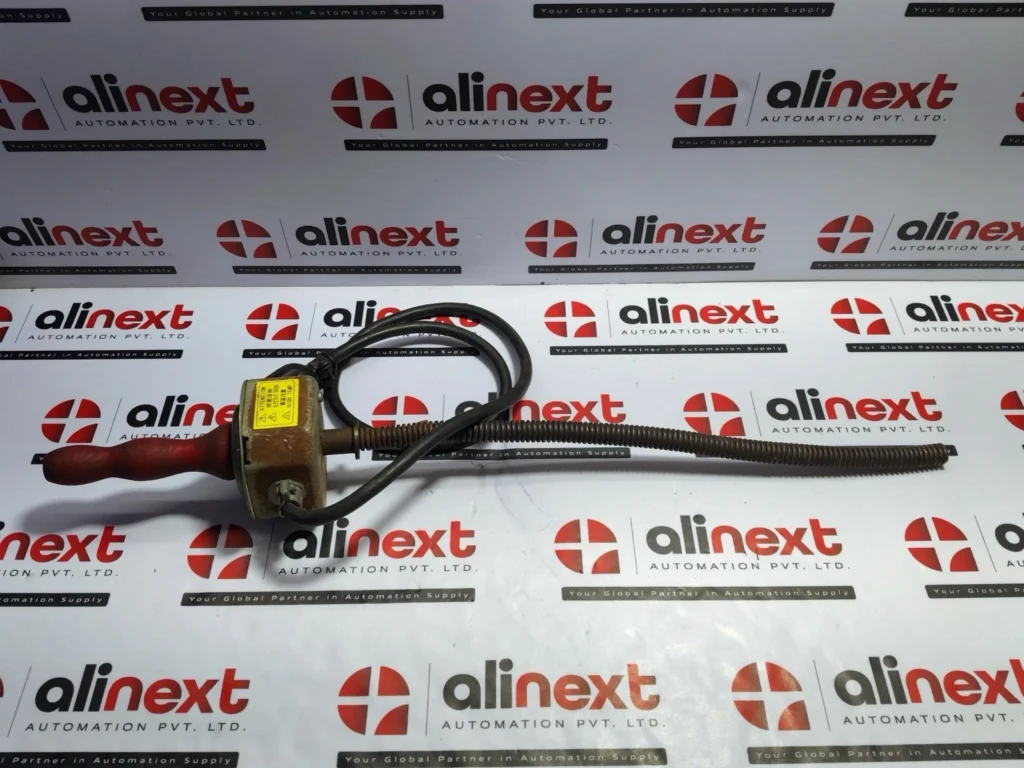 Daiei Heater Ltd DE Bolt Heater NKF-2 1.5kW 220V AC Industrial Bolt Heating Tool