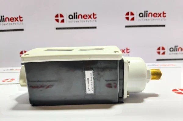 Danfoss RT121 Pressure Switch (Low Pressure/Vacuum, Part No. 017-521566)