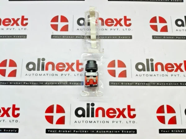 Fuji Electric AR22JR-2A11A maintained key selector switch 250V 6A