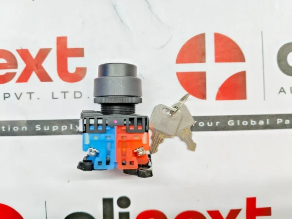 Fuji Electric AR22JR-2A11A maintained key selector switch 250V 6A