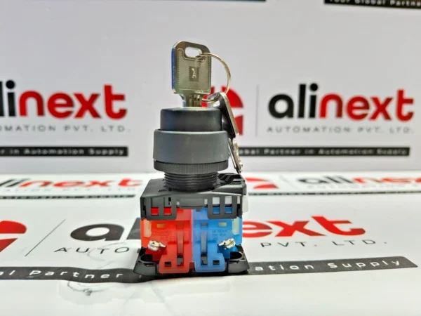 Fuji Electric AR22JR-2A11A maintained key selector switch 250V 6A