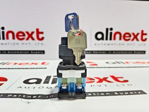 Fuji Electric AR22JR-2A11A maintained key selector switch 250V 6A