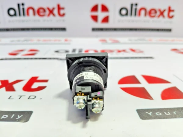 Fuji Electric DR22F3M E3W indicator lamp 30V 1W Max