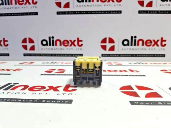 Hyundai HAC 40 auxiliary contact block 660V 16A