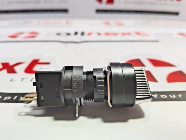 IDEC HA-C5 industrial pushbutton switch AC-12 250V 2A