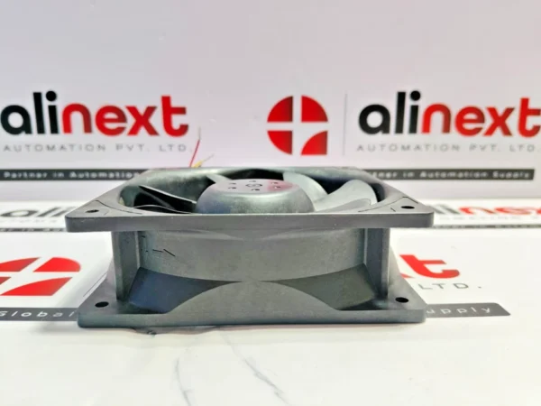 Japan Servo CNDC24B4SQ DC Brushless Cooling Fan DC24V 0.32A 7W