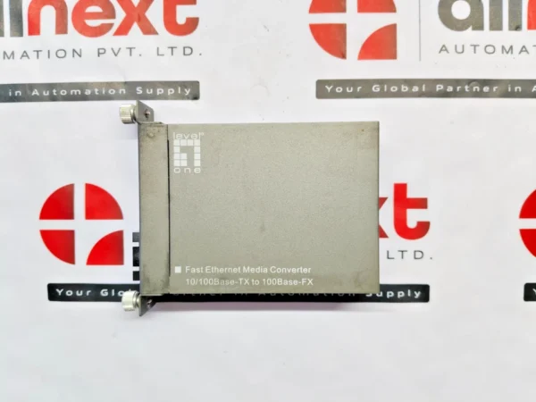 Level One Converter FVT-4001 10/100 BaseTX to SC Multimode DC 9V 0.7A