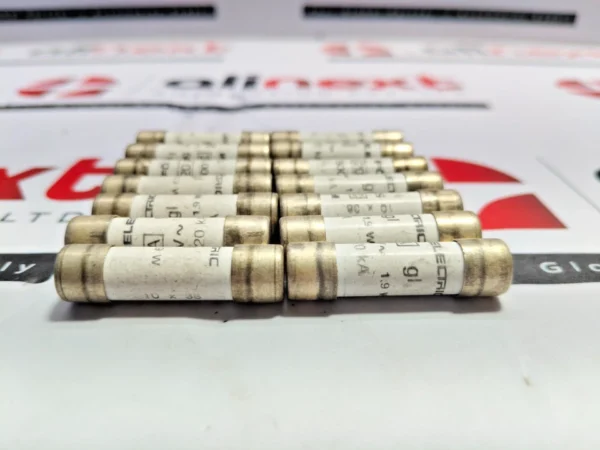 Lot of 14x IFO 20A cylindrical fuses 500V 1.9W