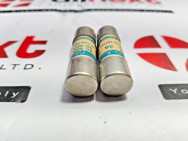 Lot of 2x Utsunomiya Electric Cello-Lite UC1 fuse 3A 68T103 500VAC 250VDC