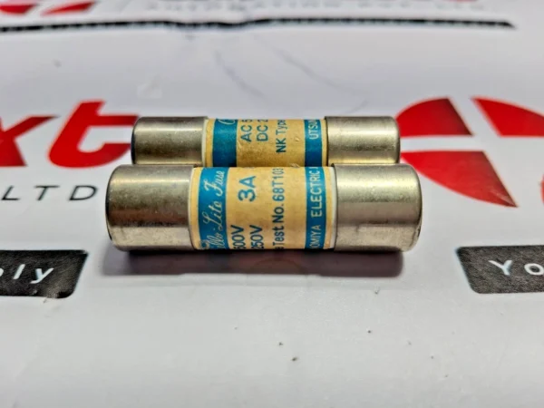 Lot of 2x Utsunomiya Electric Cello-Lite UC1 fuse 3A 68T103 500VAC 250VDC