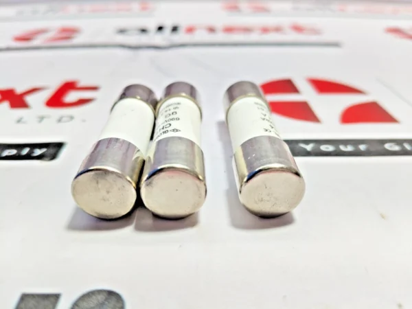 Lot of 3X GLOBAL CH14 Cylindrical Fuse, 690V~ 100KA