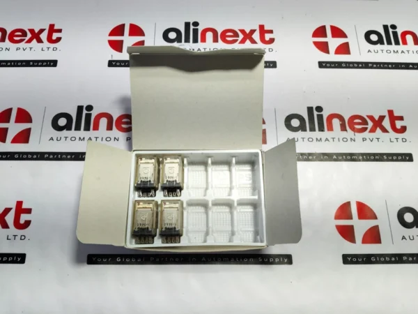 Lot of 4x Omron MY4N miniature power relay 200/220VAC