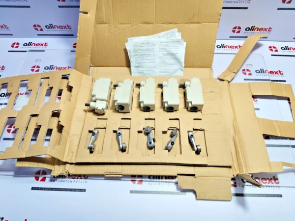 Lot of 5x Azbil Corporation 1LS19-JK Compact Limit Switch 0.1A-125VAC 0.1A-30VDC