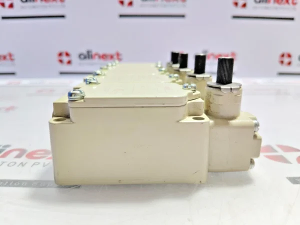 Lot of 5x Azbil Corporation 1LS19-JK Compact Limit Switch 0.1A-125VAC 0.1A-30VDC