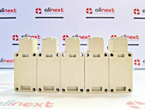 Lot of 5x Azbil Corporation 1LS19-JK Compact Limit Switch 0.1A-125VAC 0.1A-30VDC