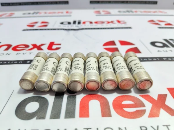 Lot of 8x Bussmann C14G4 series cylindrical fuses 500VAC or 690VAC  4A