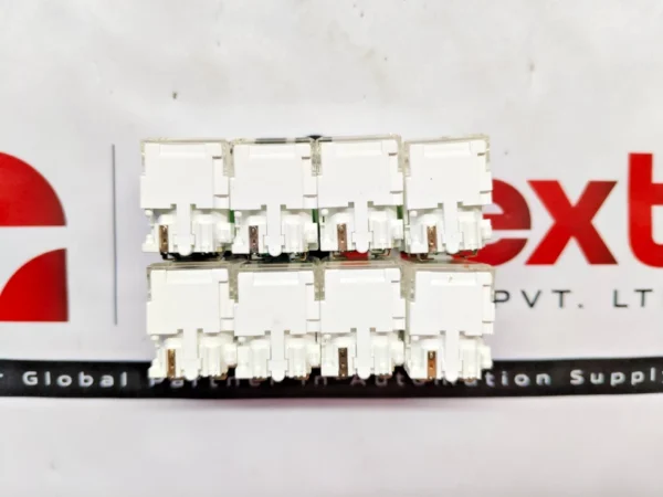 Lot of 8x Fuji Electric AG23-ZAE3-G command switch lighting block 25A