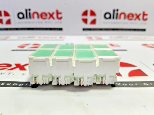 Lot of 8x Fuji Electric AG23-ZAE3-G command switch lighting block 25A