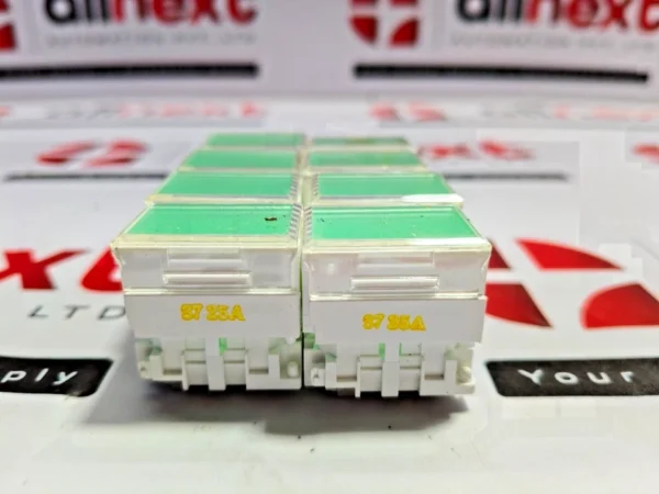 Lot of 8x Fuji Electric AG23-ZAE3-G command switch lighting block 25A