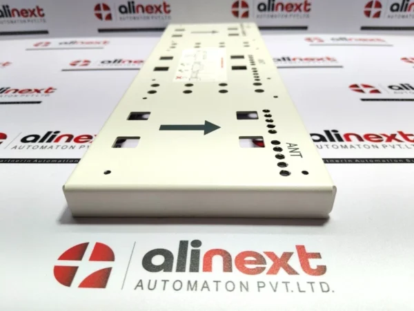 Milesight Short Mounting Backboard Kit SPCC425 for UG67 Outdoor LoRaWAN® Gateway