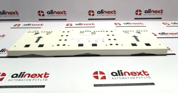 Milesight Short Mounting Backboard Kit SPCC425 for UG67 Outdoor LoRaWAN® Gateway