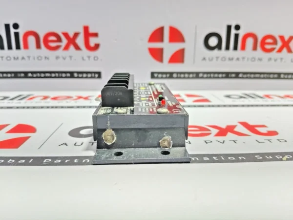 Morningstar SunSaver-20 solar controller SS-20L-24V