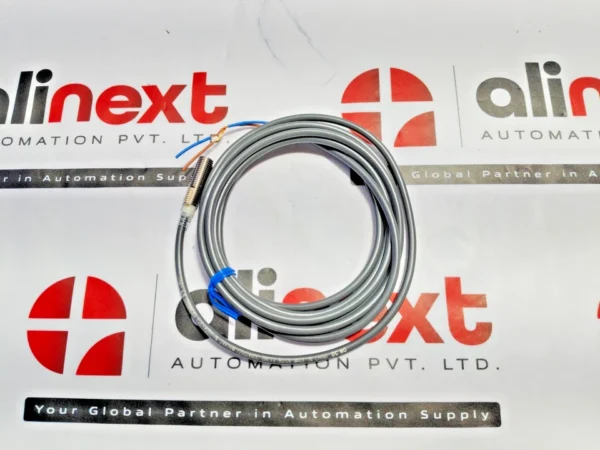 Omron E2E-X2D1-N Proximity Sensor 2M 12 to24VDC