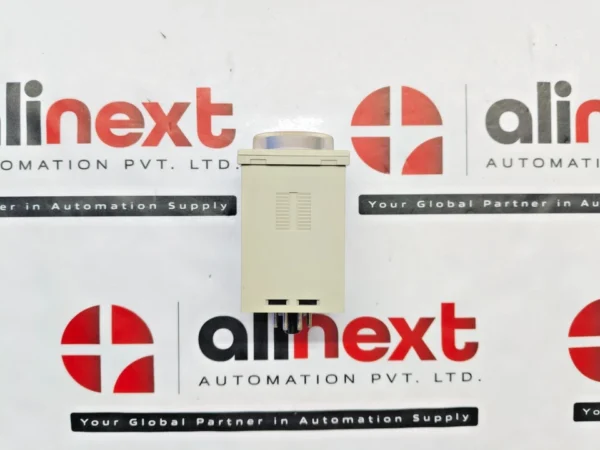 Omron H3BA-N8H solid-state timer relay 0 to 1.2 min